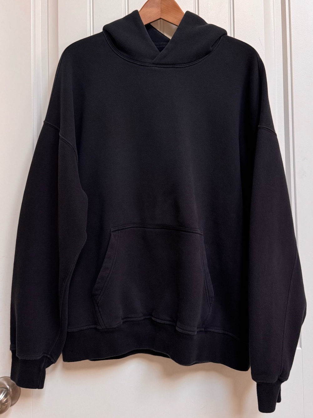 Abercrombie and Fitch Black Soft Essentials Popover Hoodie. Size L